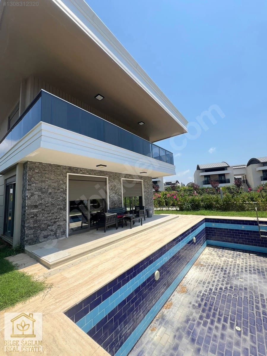 Bilgeden Kadriyede Oturum İznine Uygun Kiralık Lüx Villa