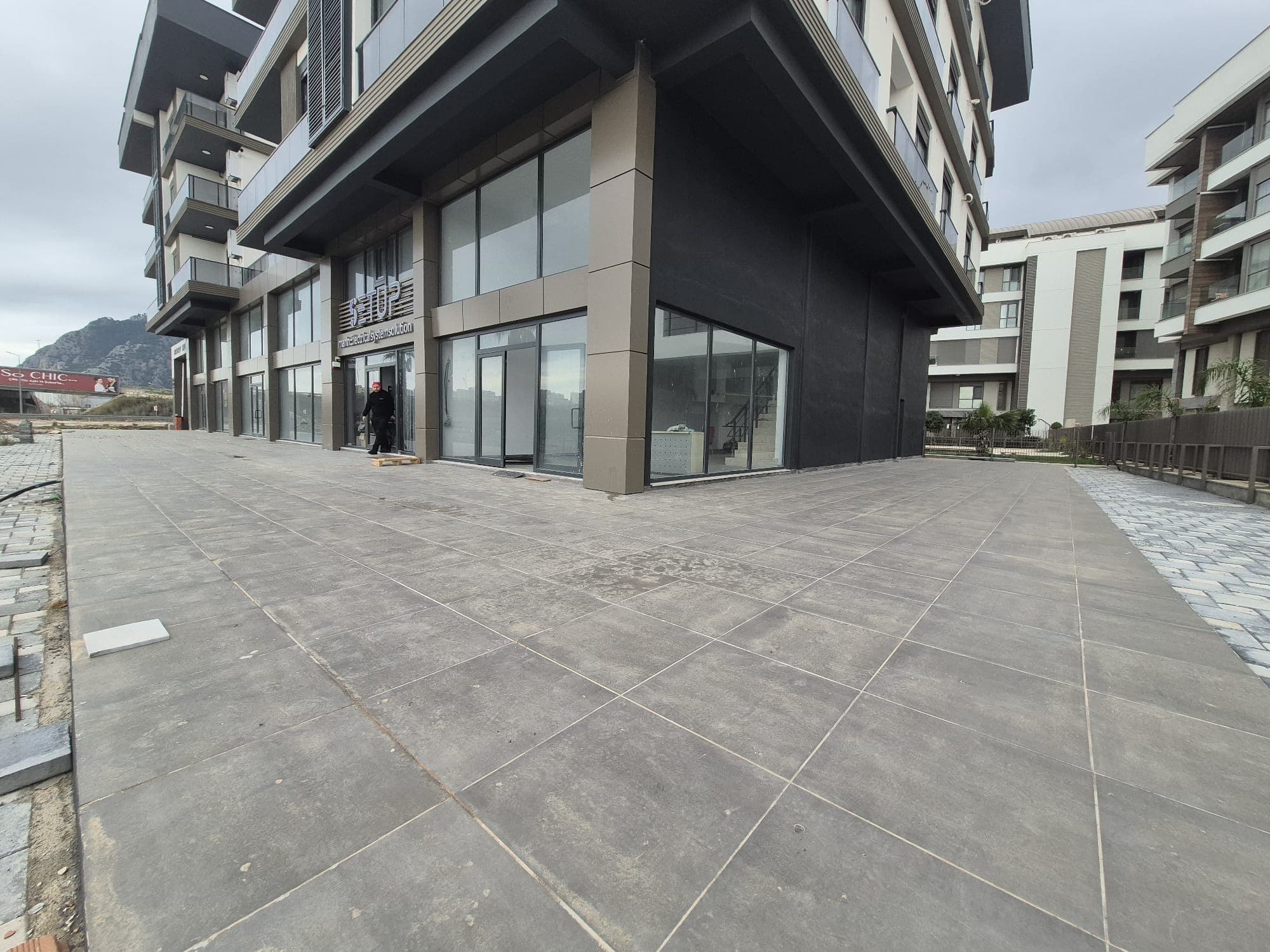 BİLGEDEN YENİ SARISU HASTANESİ KARŞISI SATILIK VEYA KİRALIK DÜKKAN