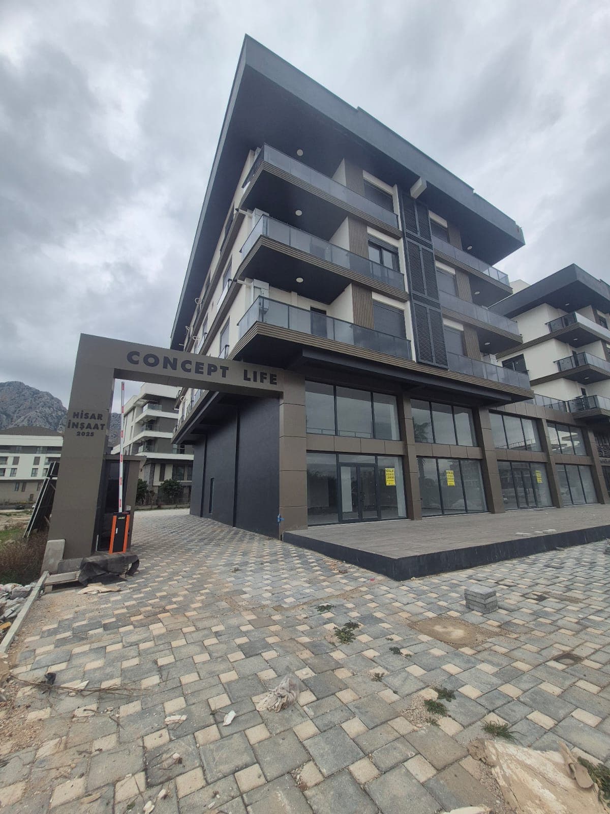 BİLGEDEN KONYAALTINDA YENİ HASTANE KARŞISI 3+1 DUBLEX SATILIK DAİRE