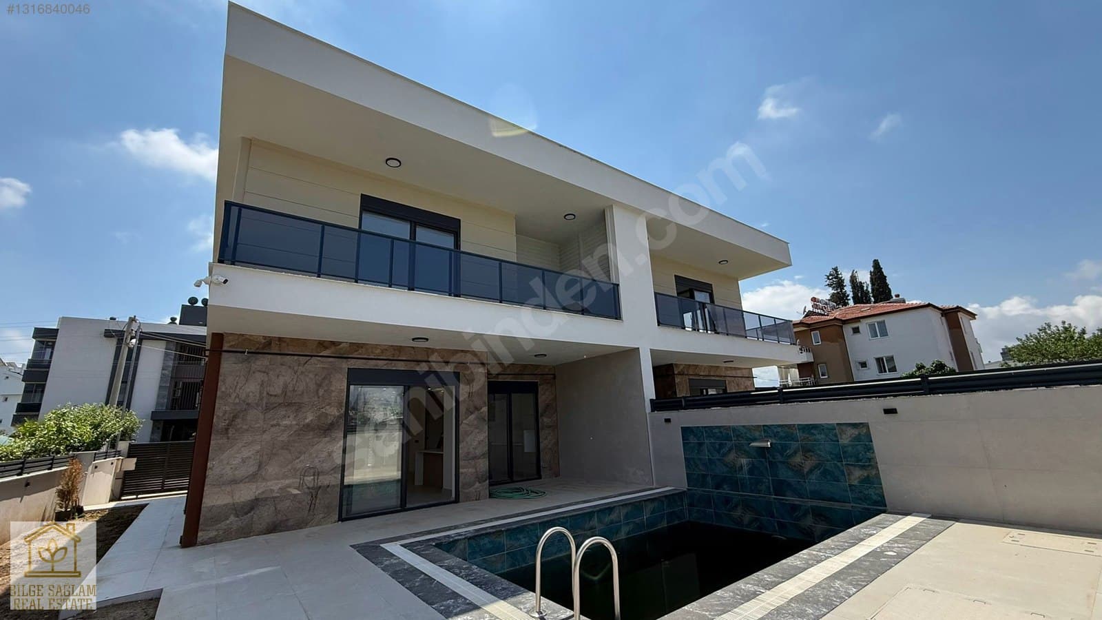 BİLGEDEN DÖŞEMEALTINDA 4+1 LUX VİLLA