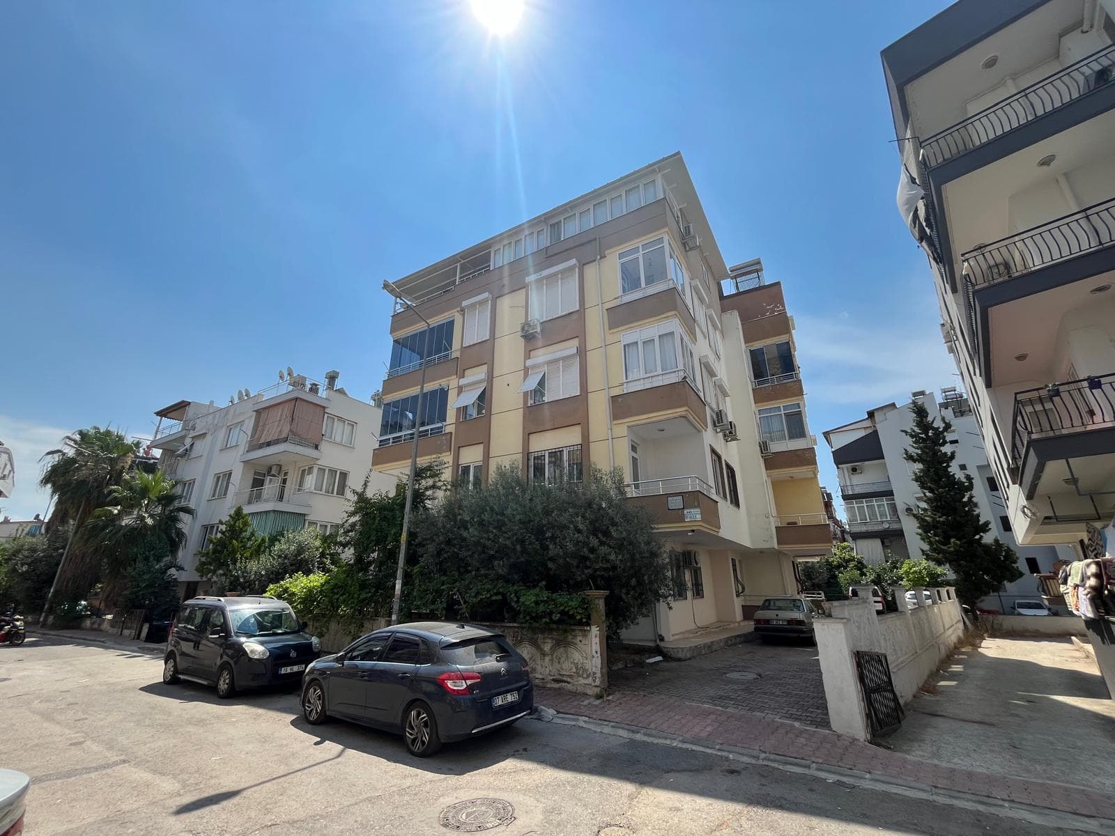 BİLGEDEN DUTLUBAHÇE 3+1 AYRI MUTFAK KİRALIK DAİRE