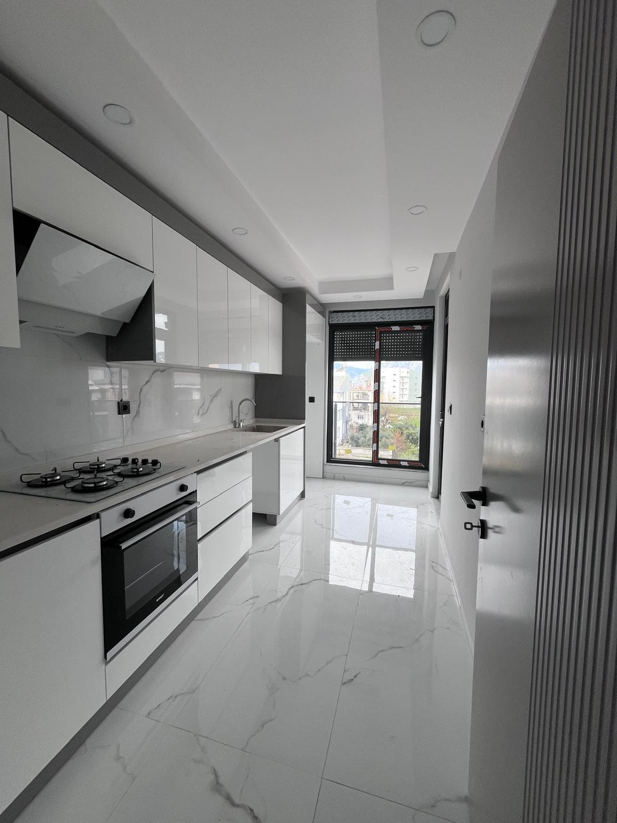 BİLGEDEN DÖŞEMEALTI BAHÇEYAKADA 2+1 SATILIK LUX DAİRE
