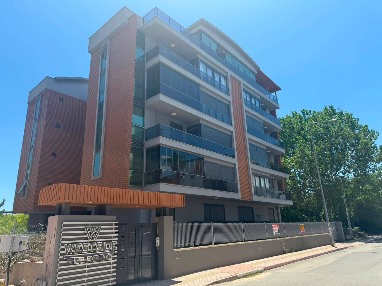 BİLGE'DEN HURMA'DA SEÇKİN RESIDENCE'DA SATILIK 4+1 ÇATILI TERASLI DUBLEKS